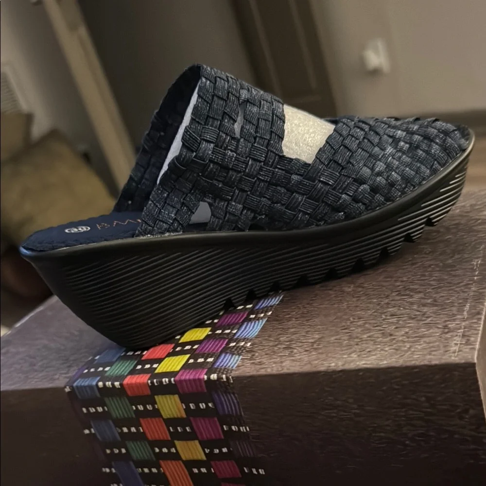 Bernie Mev Women's Jeans Color Woven Platform Shoes US 5 / EU 36